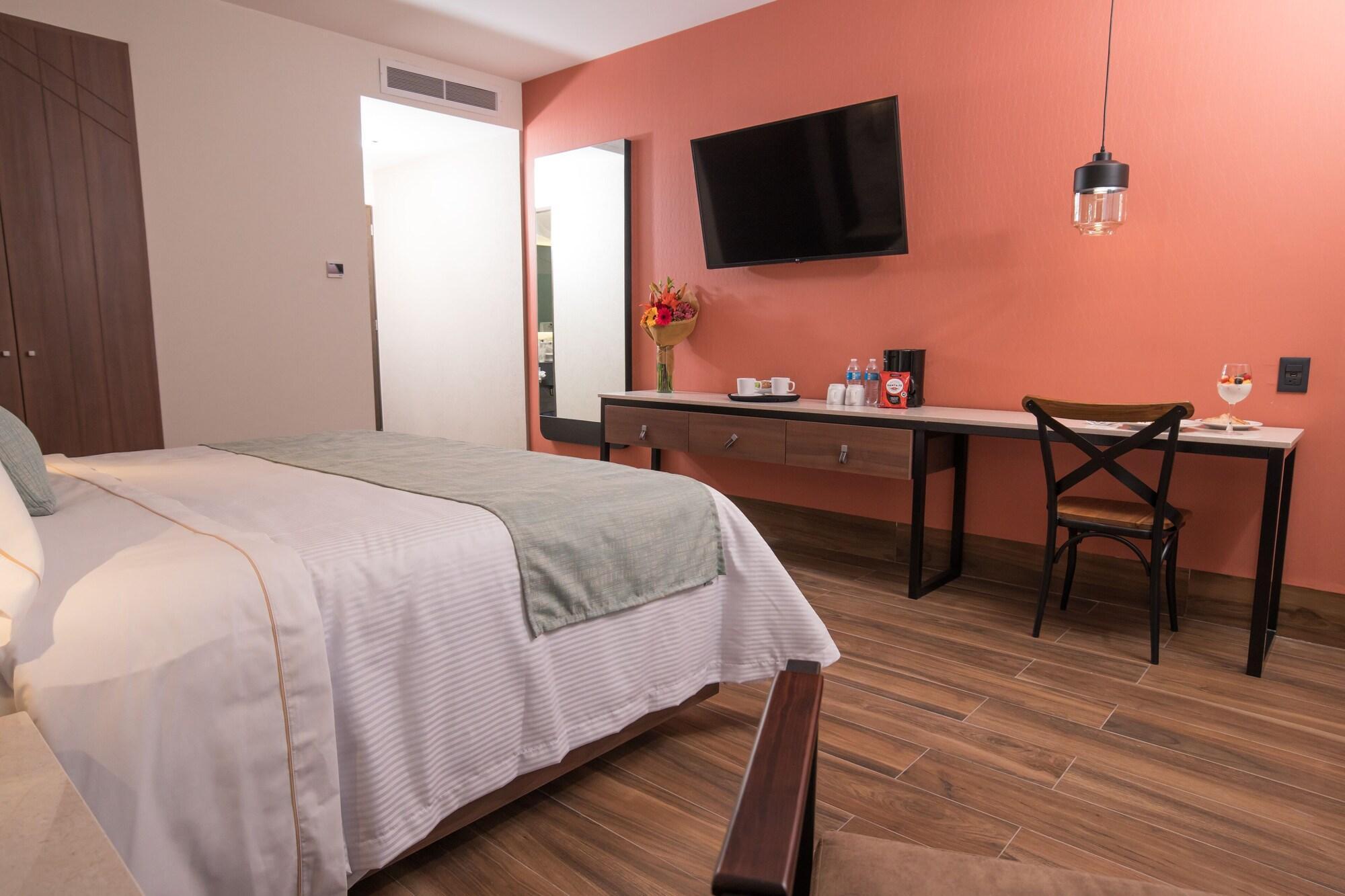Hotel Ronda Minerva Гвадалахара Екстер'єр фото