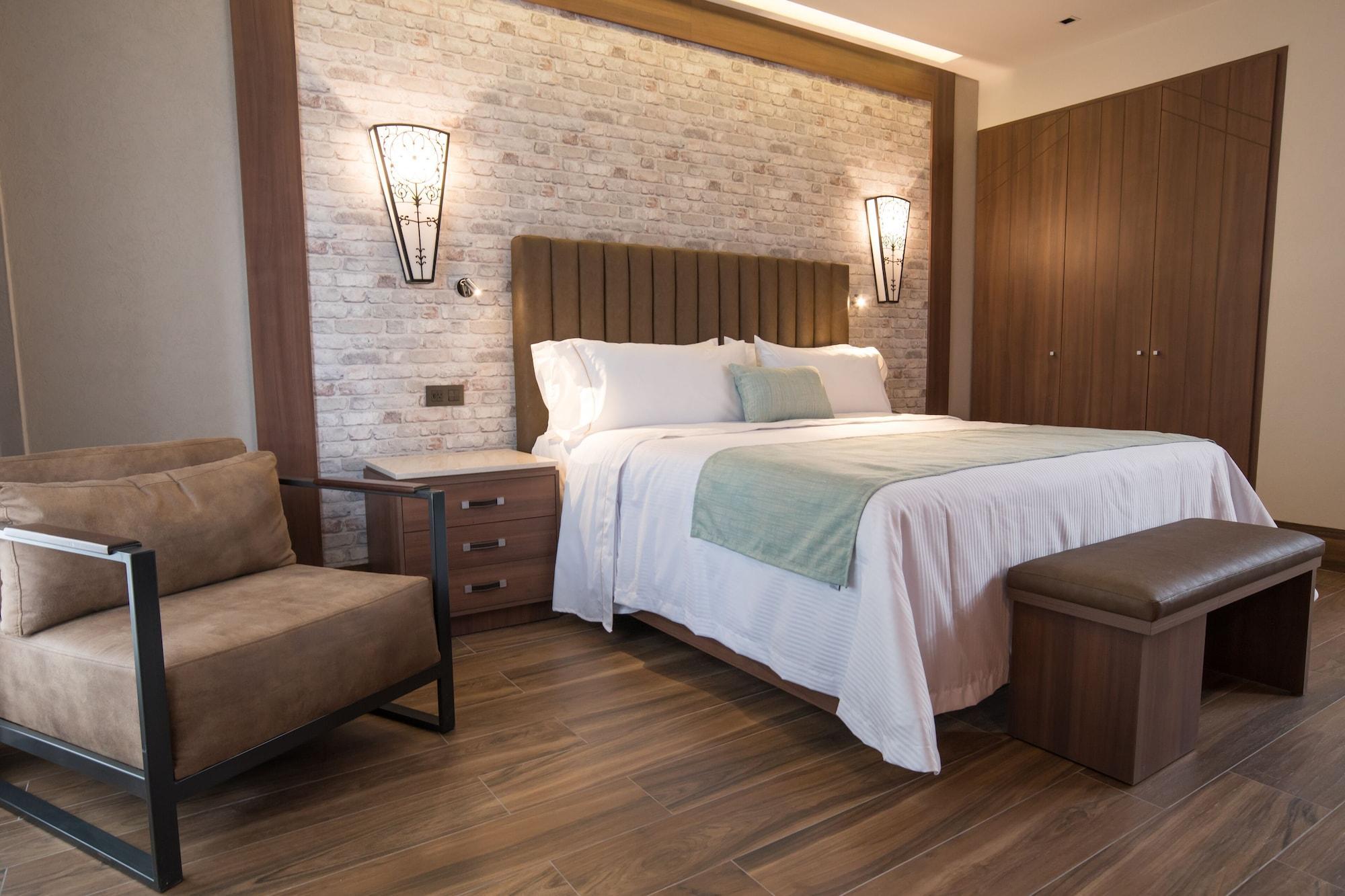 Hotel Ronda Minerva Гвадалахара Екстер'єр фото