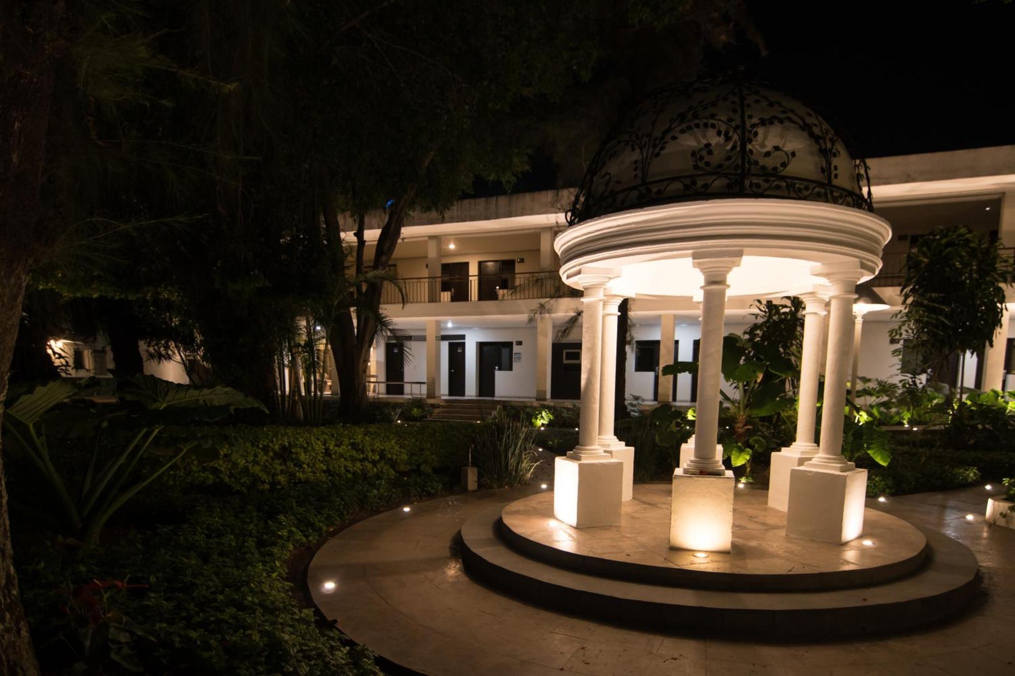 Hotel Ronda Minerva Гвадалахара Екстер'єр фото