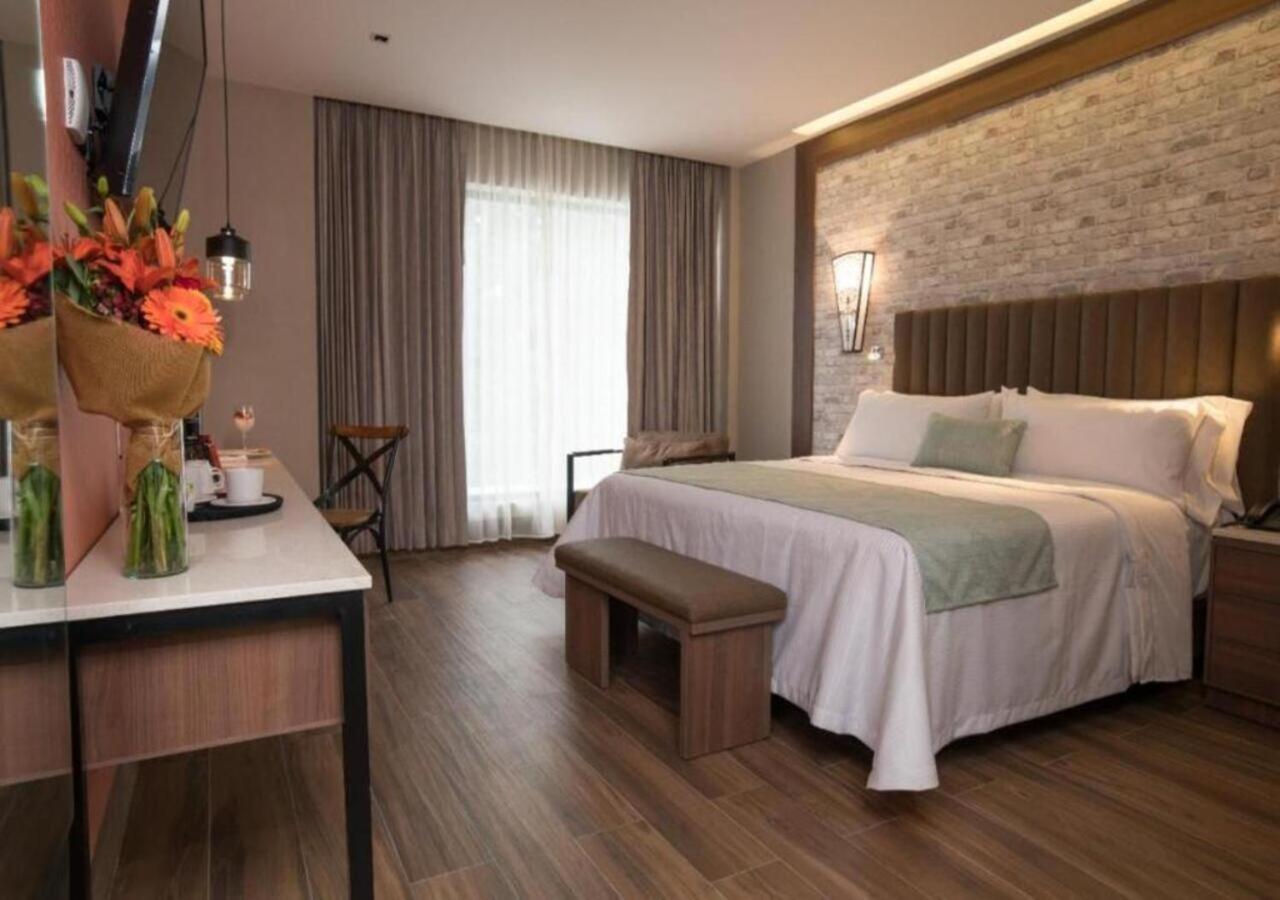 Hotel Ronda Minerva Гвадалахара Екстер'єр фото